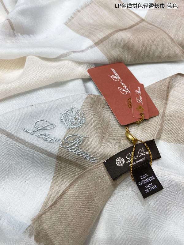 Loro Piana Scarf LPC00048 Loro Piana Scarf LPC00048